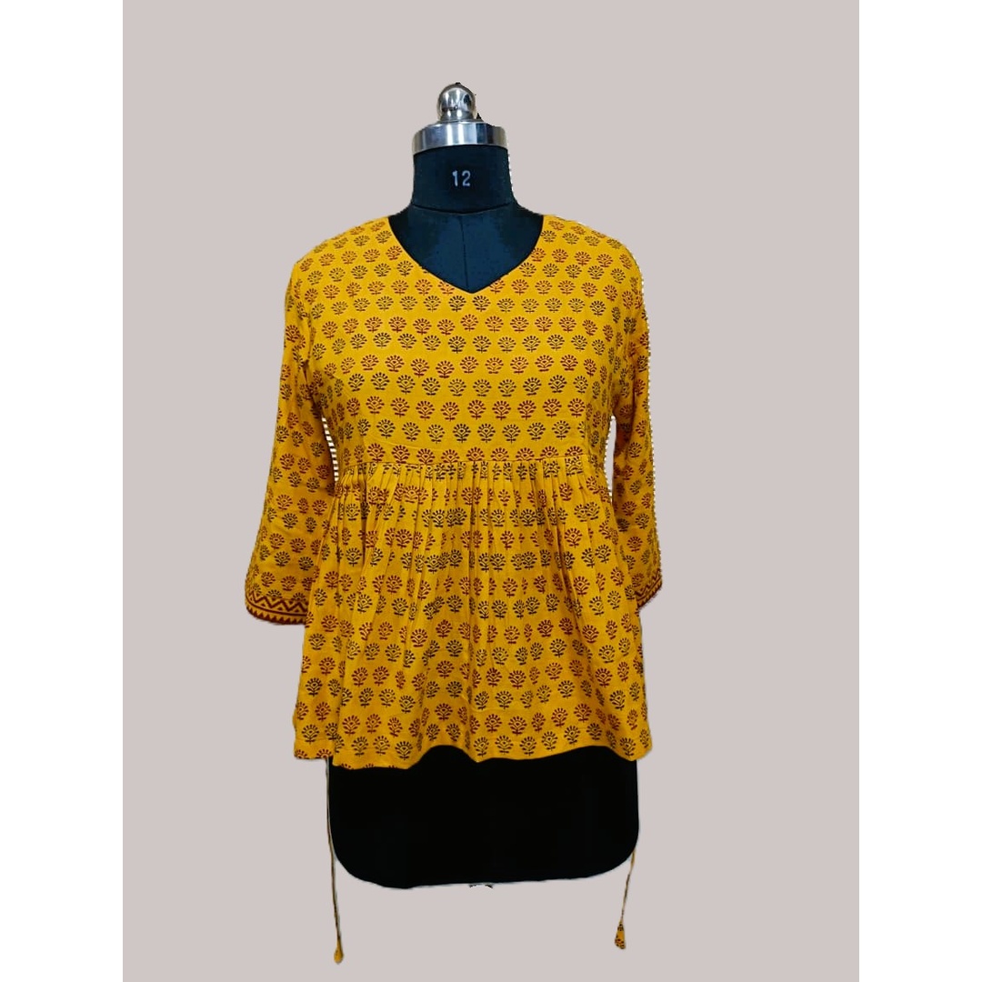 बाघ प्रिंट फ्रॉक टॉप – पारंपरिक हस्तकला में आधुनिक सादगी