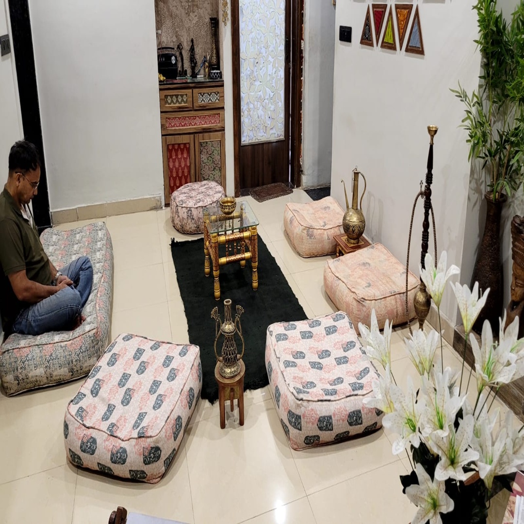 डिस्चार्ज प्रिंट कुशन सीटिंग – शिल्प आधारित आरामदायक समाधान