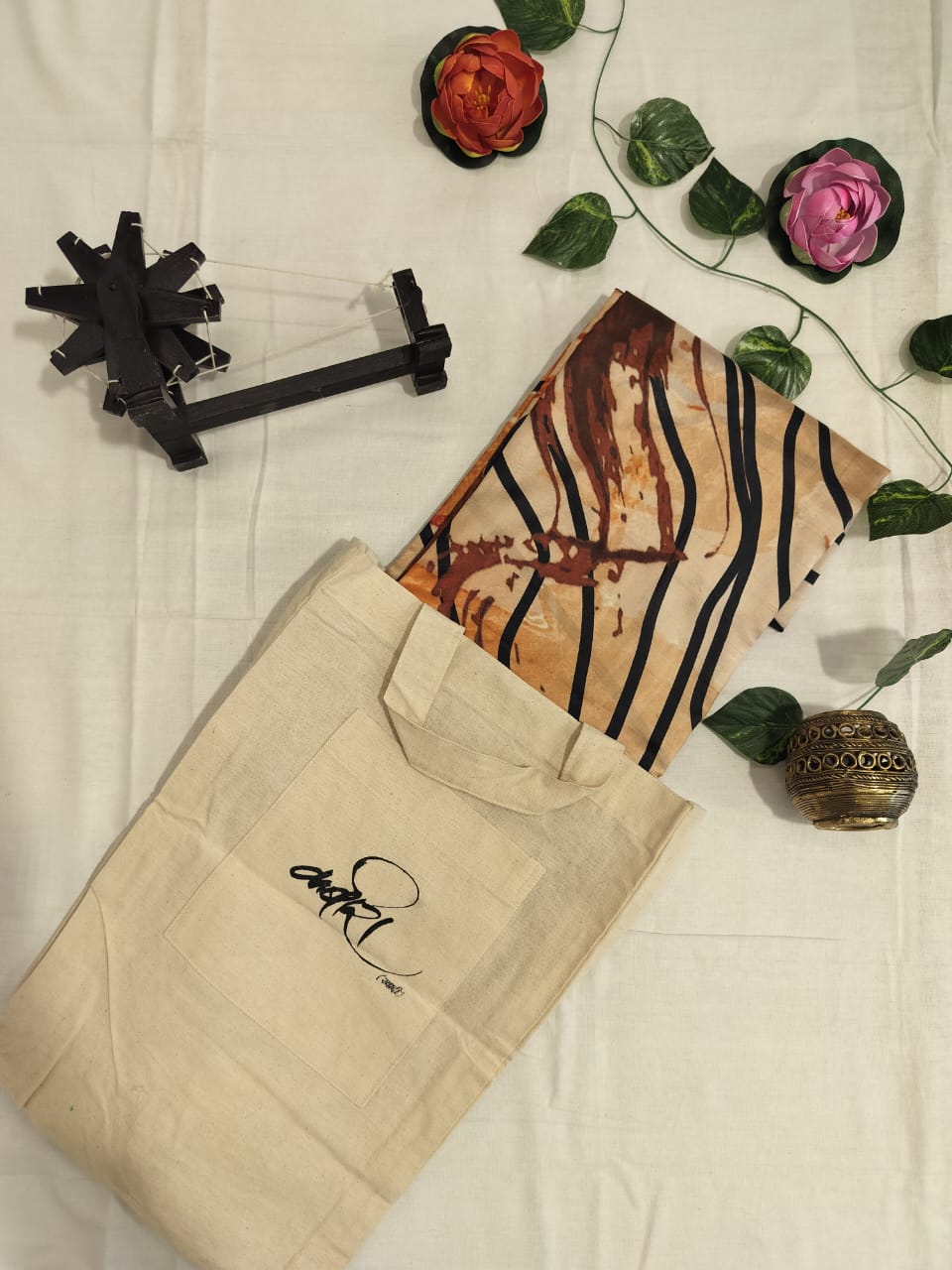 डिजिटल प्रिंट मलबरी सिल्क साड़ी – रेशमी सौंदर्य में आधुनिक अभिव्यक्ति