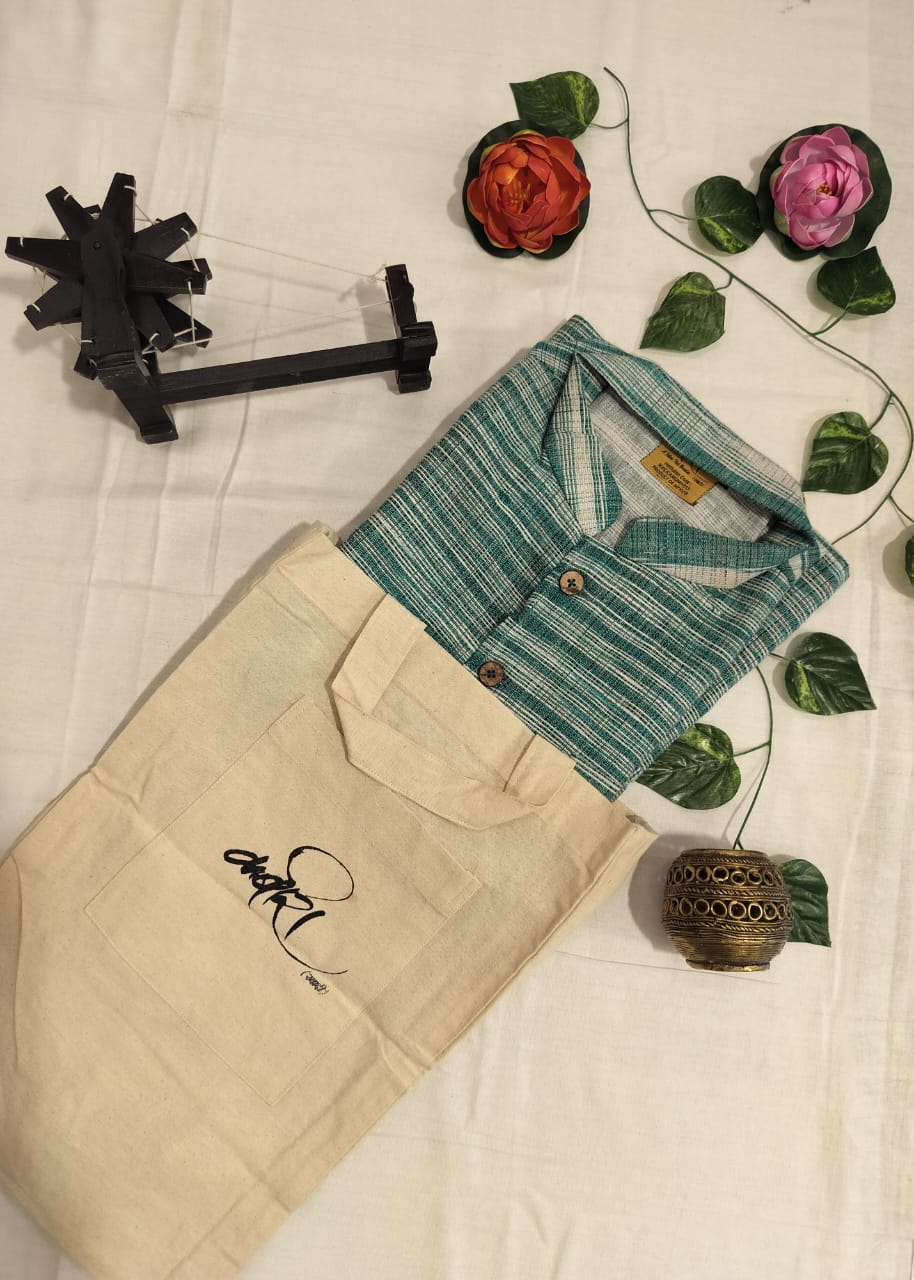 पुरुष जैकेट – सादगी और उपयोगिता का संतुलित परिधान