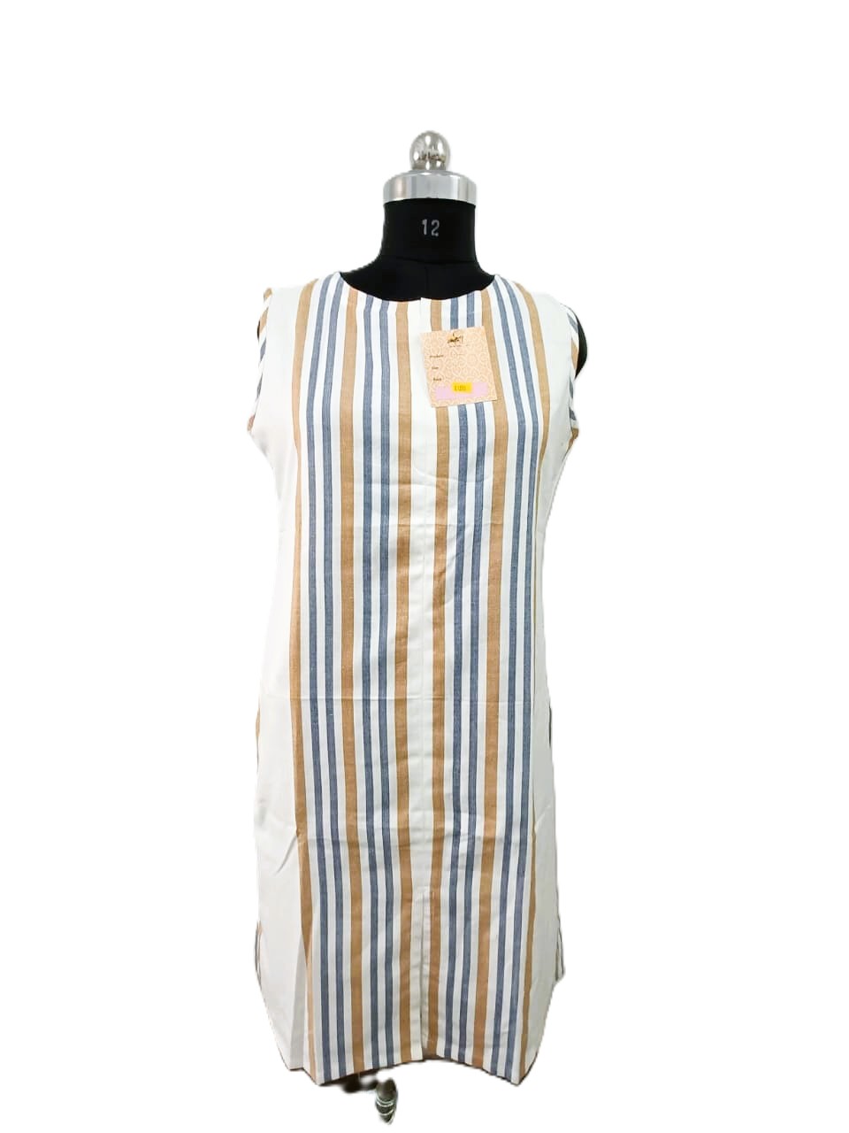 सूती लाइनिंग महिला स्लीवलेस कुर्ता – हल्का, आरामदायक और सुसंस्कृत