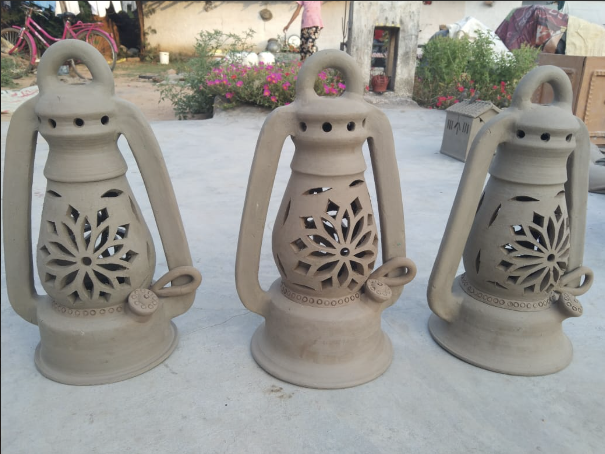 टेराकोटा चिमनी लैंप एवं सजावटी सामान